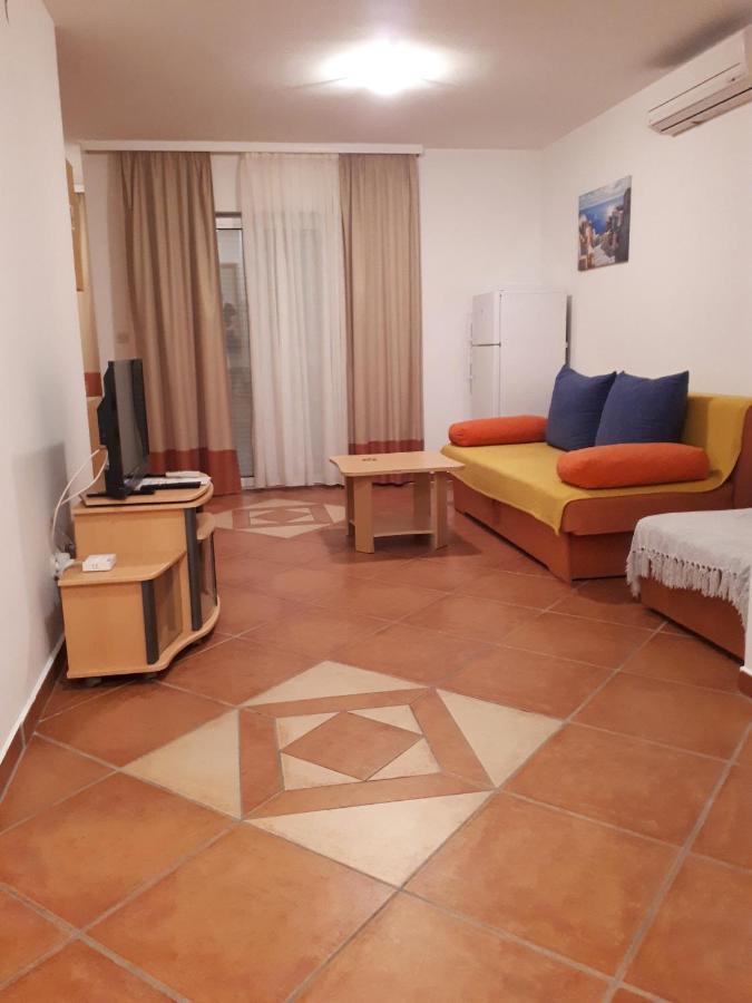 Villa Bionda Malinska Bagian luar foto