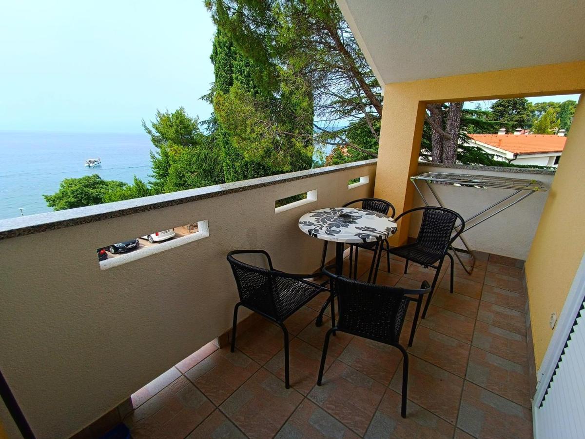 Villa Bionda Malinska Bagian luar foto