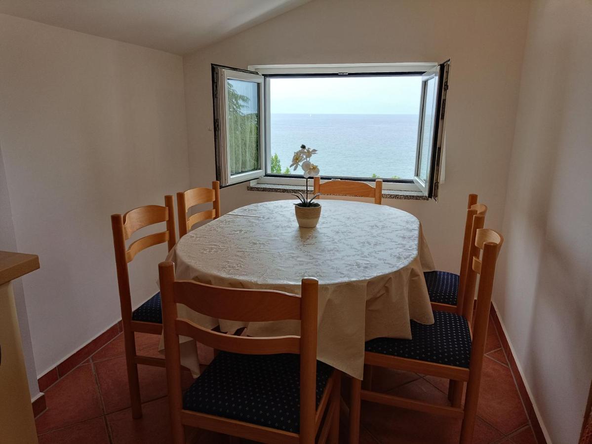 Villa Bionda Malinska Bagian luar foto